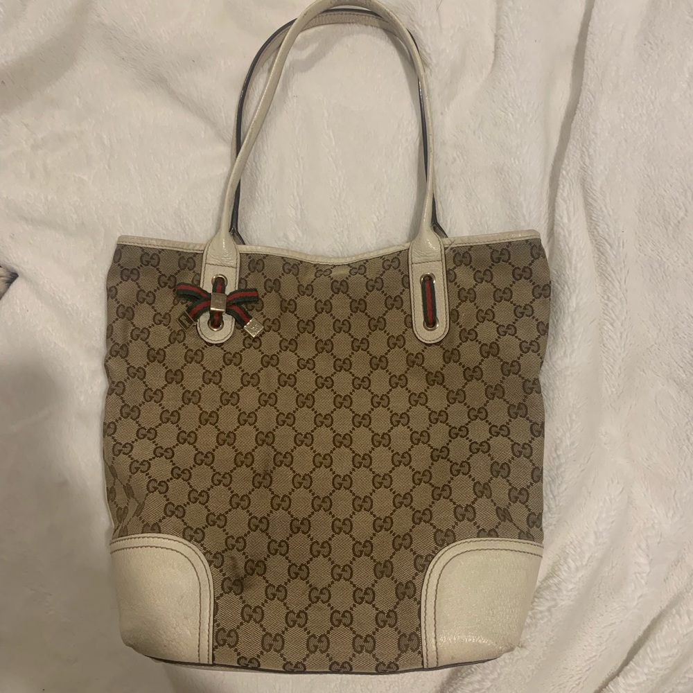 Gucci GG Monogram